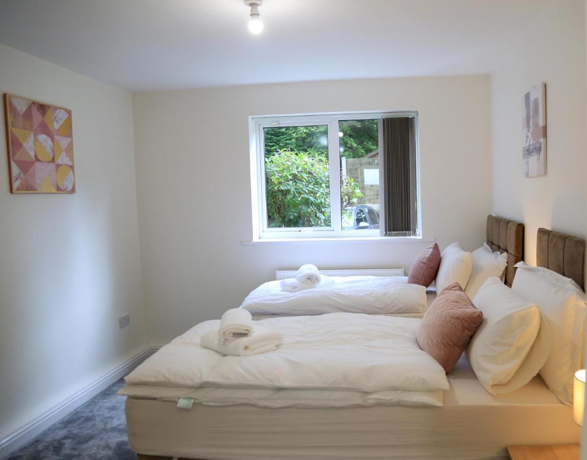 Gorgeous Ground Floor Apartment + Free Parking مانشستر المظهر الخارجي الصورة